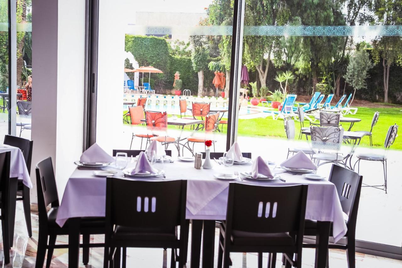 Ibis Agadir Hotel Bagian luar foto
