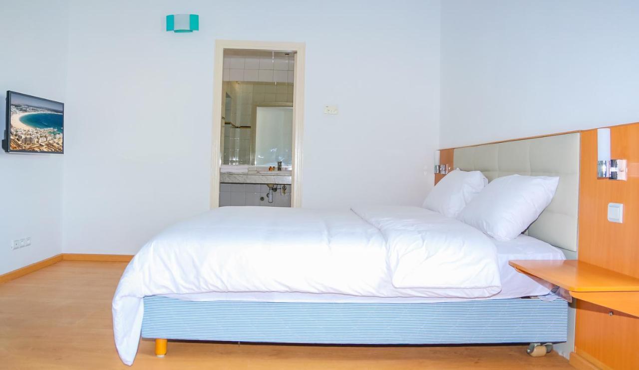 Ibis Agadir Hotel Bagian luar foto