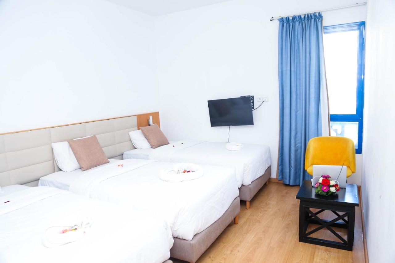 Ibis Agadir Hotel Bagian luar foto