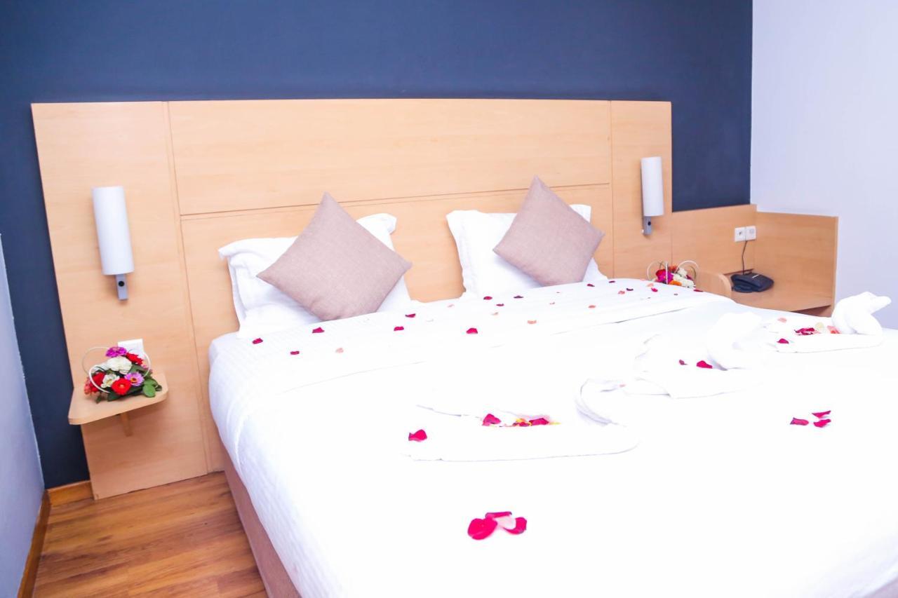 Ibis Agadir Hotel Bagian luar foto