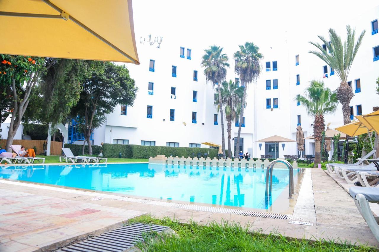 Ibis Agadir Hotel Bagian luar foto